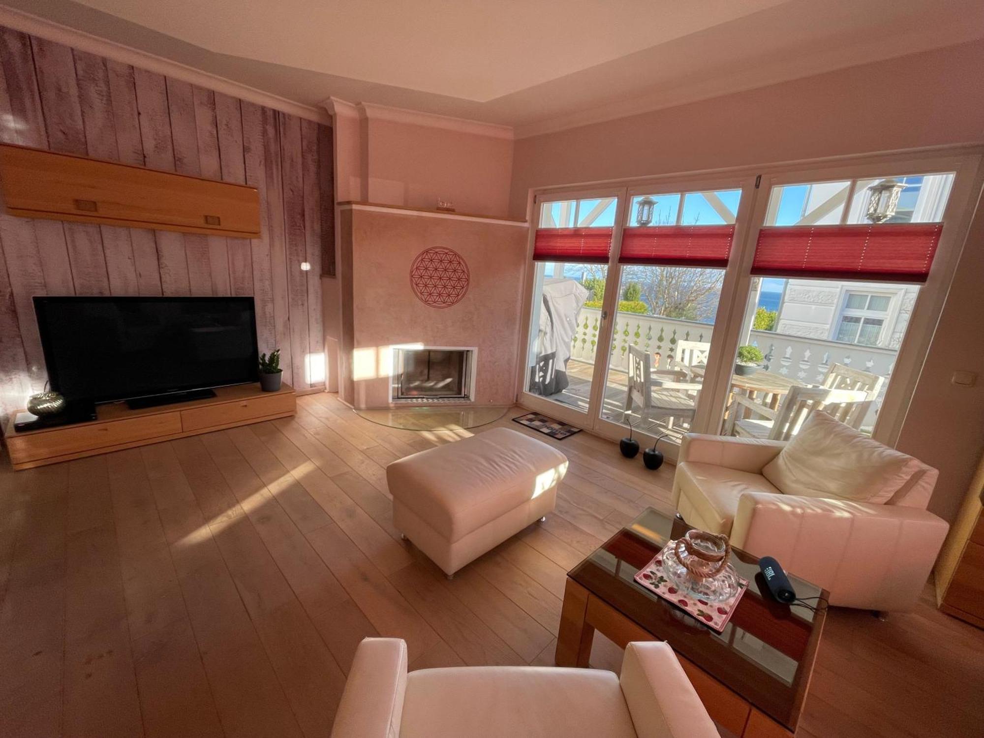 Villa Seestern - Ferienhaus Mit Meerblick ساسنيتز المظهر الخارجي الصورة